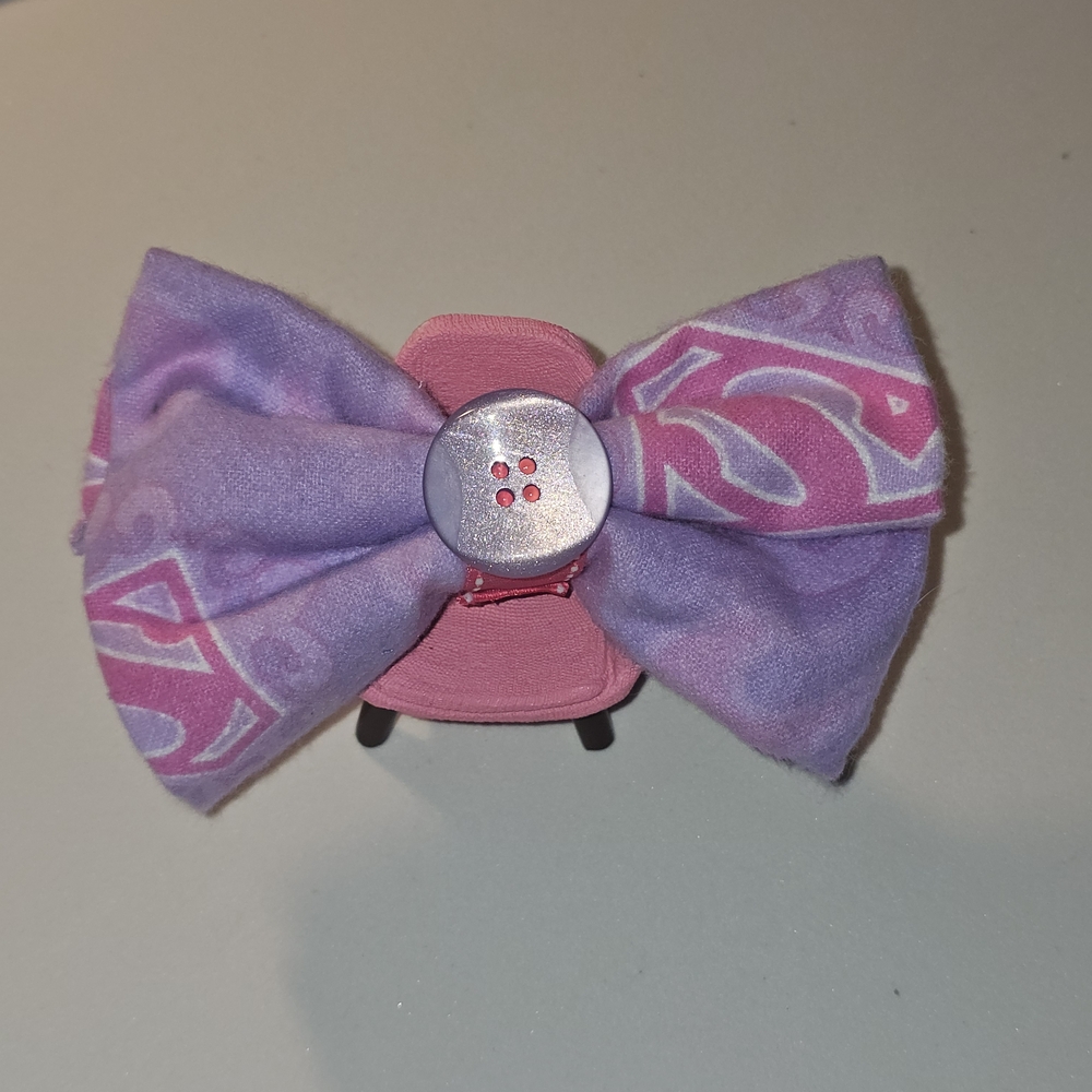 Hand Crafted Small Hairbow || Supergirl